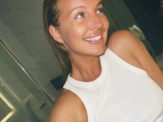 AesteGal's European live cam models Profile Image